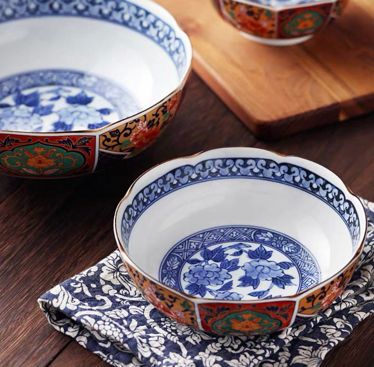 Japanese Mino Ware Imari Series Handcrafted Imperial Ramen Bowl – A Culinary Masterpiece